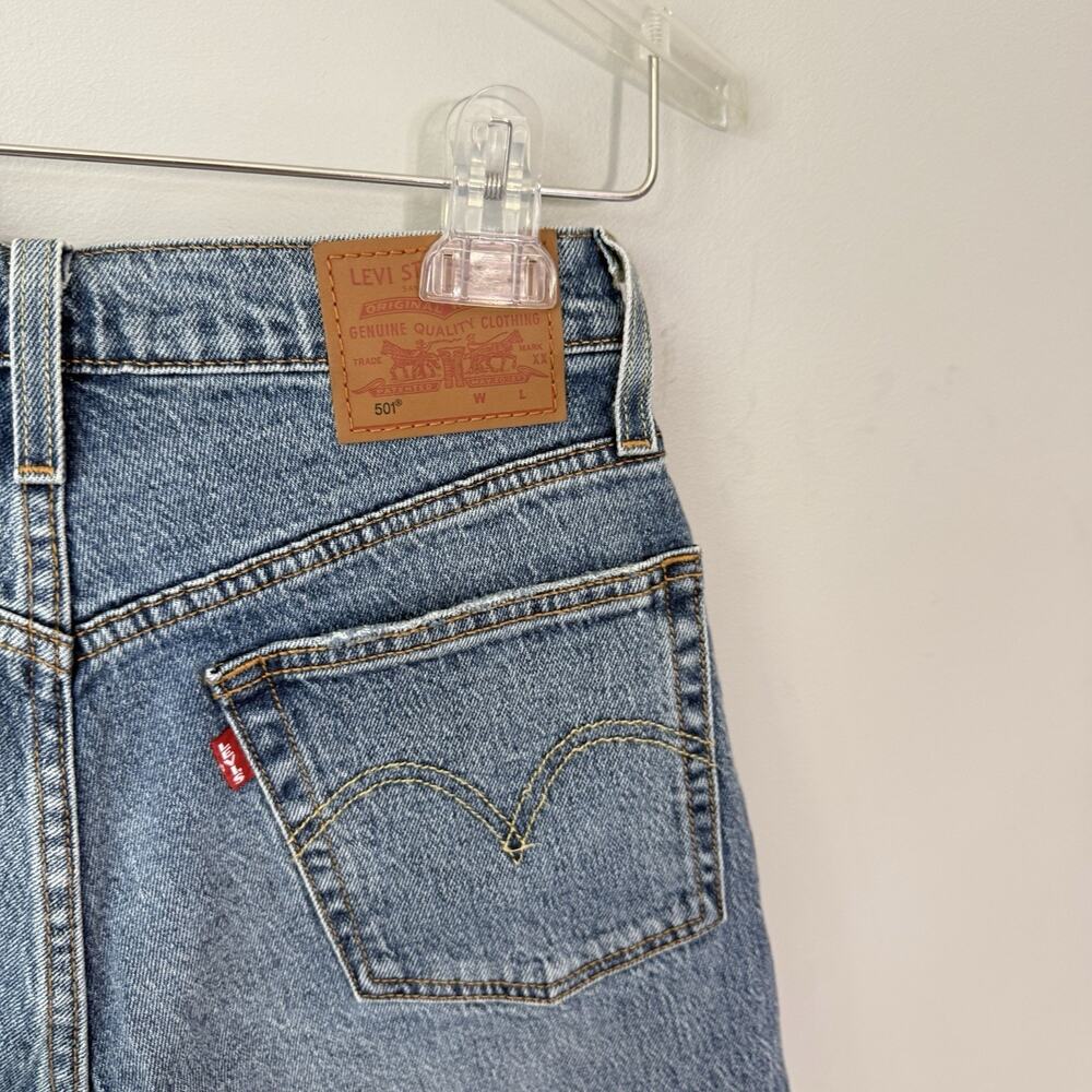 Levi's 501 Premium Mid Thigh Cut Off Distressed Denim Shorts Blue W25 NEW - Picture 4 of 5